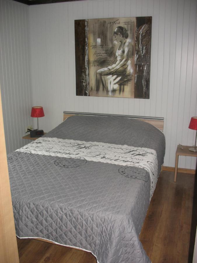 Durbuy Kleine Familiechalet Edelweiss 4 A 5 Pers Eksteriør billede